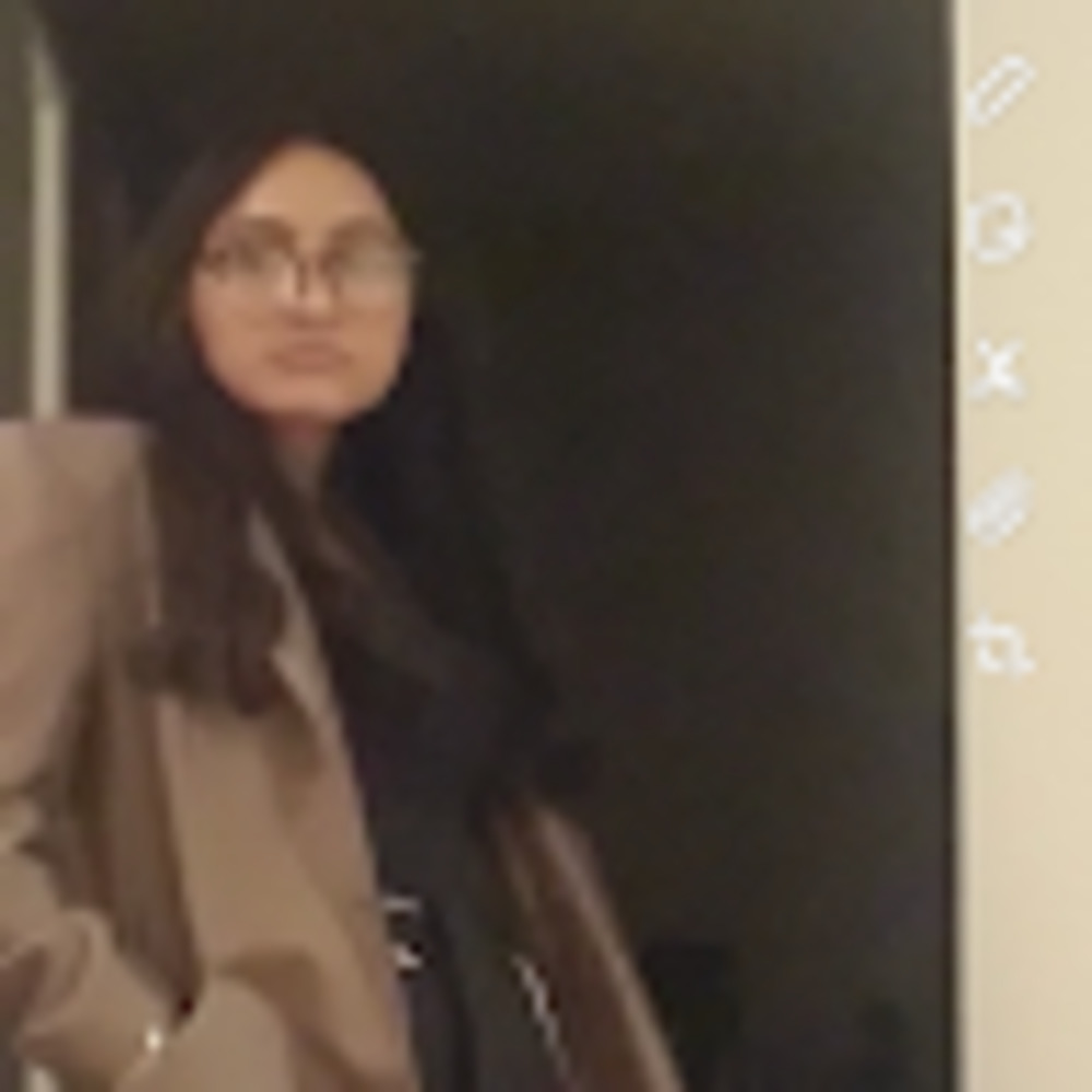 Meet your Posher, Jadeibet